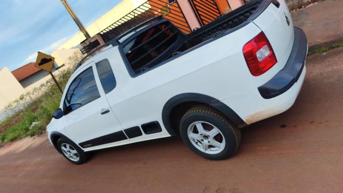 Imagem de Volkswagen Saveiro 1.6 MI Total Flex 8V CE 2012