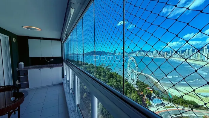 Locação temporada: Ed Terraço da Rainha vista mar 2 quartos Pioneiros Balneário Camboriú