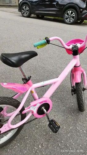 Bicicleta aro 16 impecável + capacete ?