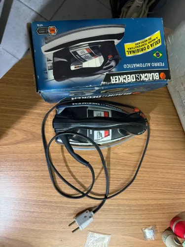 Ferro black Decker funcionando perfeitamente desapego