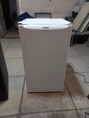 Frigobar Consul 120 litros com garantia muito bom estado