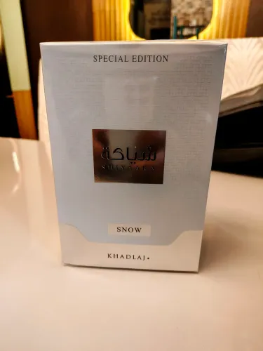 Perfume Arabe Khadlaj Shiyaaka Snow Special Edition