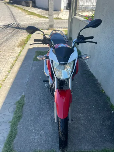 Moto pra pessoa exigente..nada pra fazer só pega e rodar.