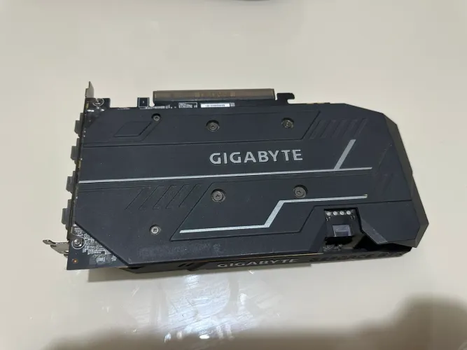 Placa de vídeo GTX 1660 super