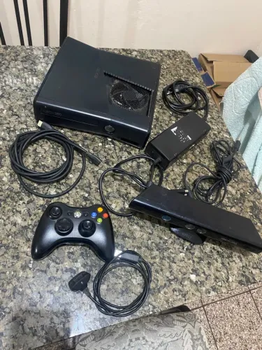 Xbox 360 slim com DEFEITO