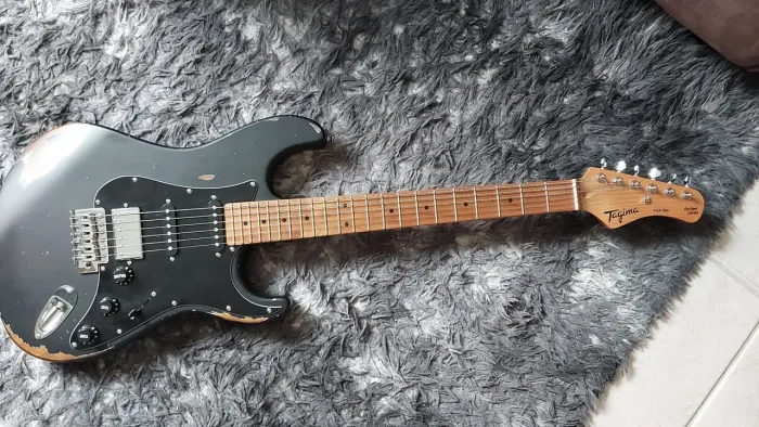 Guitarra Tagima TGA 580