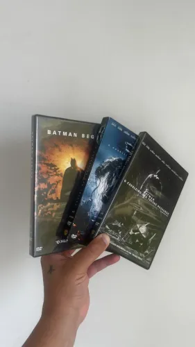 Trilogia Batman Nolan, 3 DVDs - Begins Lacrado, O Cavaleiro das Trevas com Luva.
