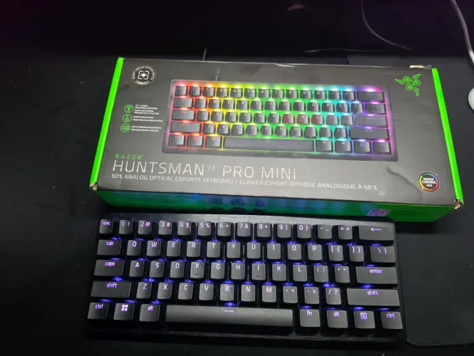 Huntsman V3 pro Mini + apoio de pulso