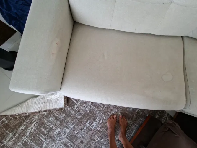 Vendo sofá usado em boas condições de uso.