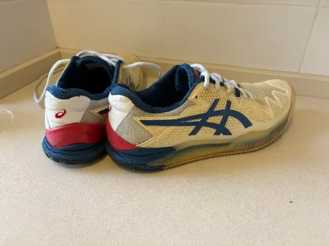 Tênis Asics tamanho 44