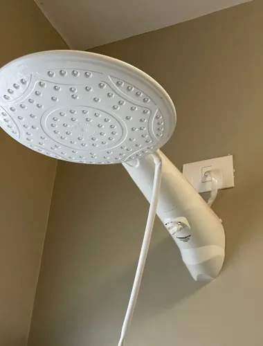Instalação de chuveiro elétrico * 