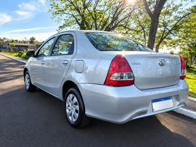 Toyota Etios XS Sedan 1.5 Flex 16V 4P Mec. 2018