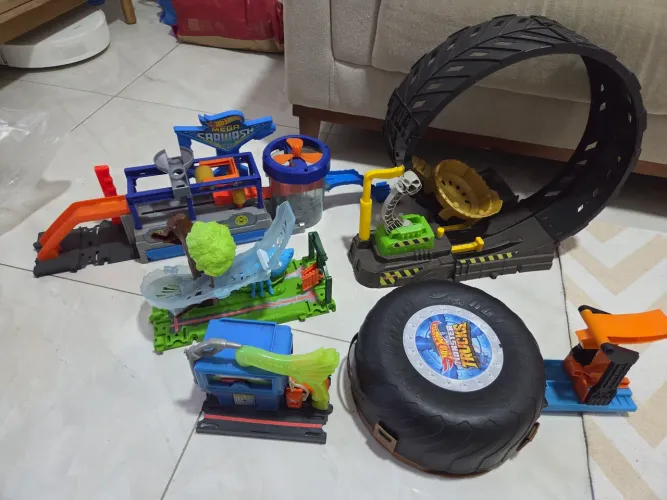 Lot de pistas hotwheels