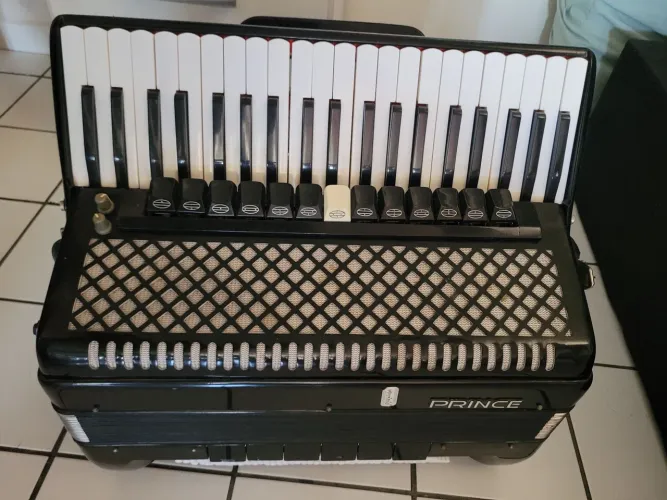 Sanfona acordeon 4 voz 120 baixos