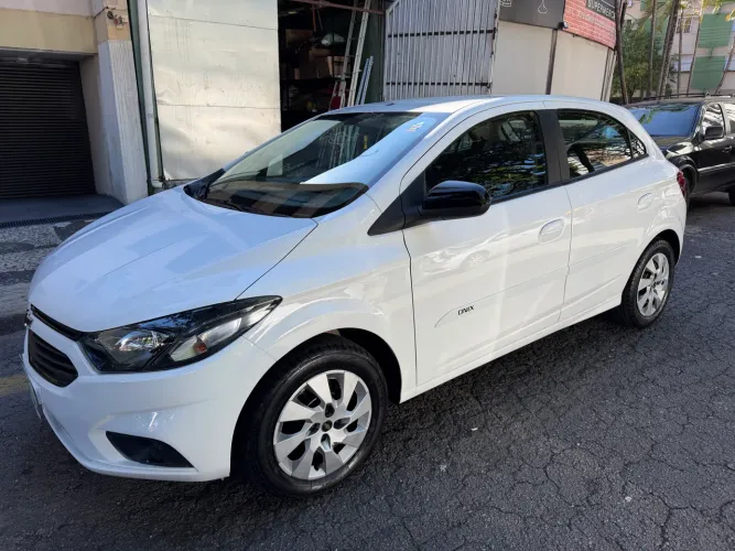 Chevrolet Joy Hatch 1.0 8V Black Edition Flex MEC 2021