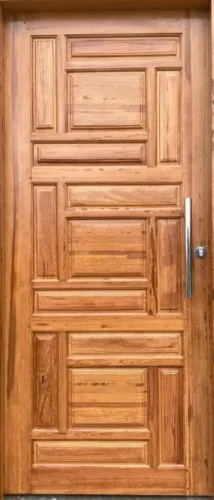Portas de Almofadas em madeira maciça