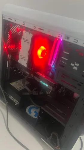 PC GAMER - RYZEN 5 + RTX 4060