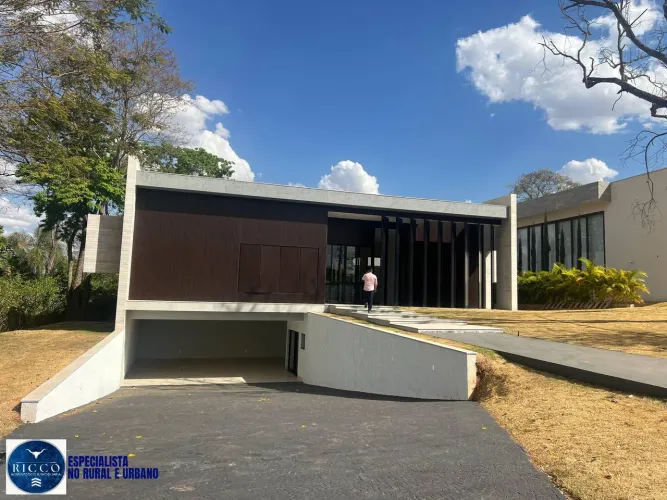 Casa Térrea Nova à Venda no Condomínio Aldeia do Vale  Goiânia (GO)