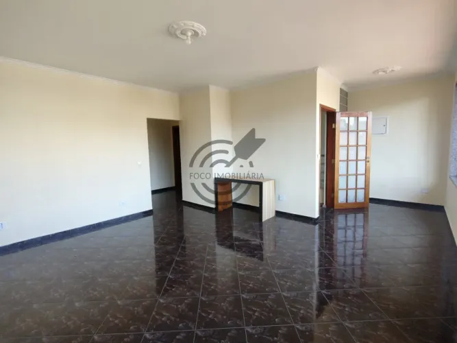 Apartamento na Vila Hotência