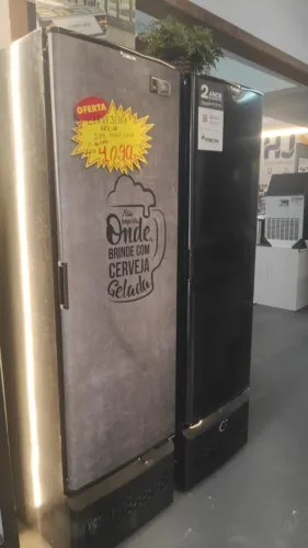 Bh Cervejeira Fricon porta sólida 2 anos de garantia ideal para ambientes menores