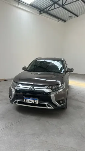Mitsubishi Outlander HPE-S 3.0 V6 4X4 5P Aut. 2022