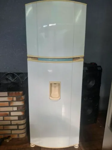 Vendo geladeira