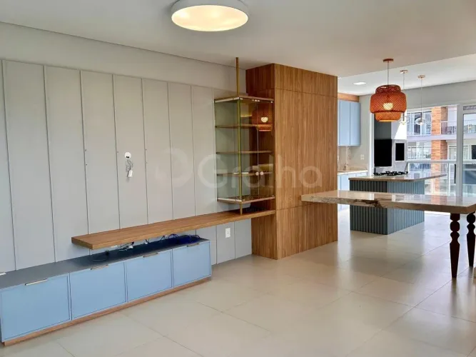 Apartamento para Venda em Florianópolis, Jurerê, 3 dormitórios, 3 suítes, 4 banheiros, 2 v