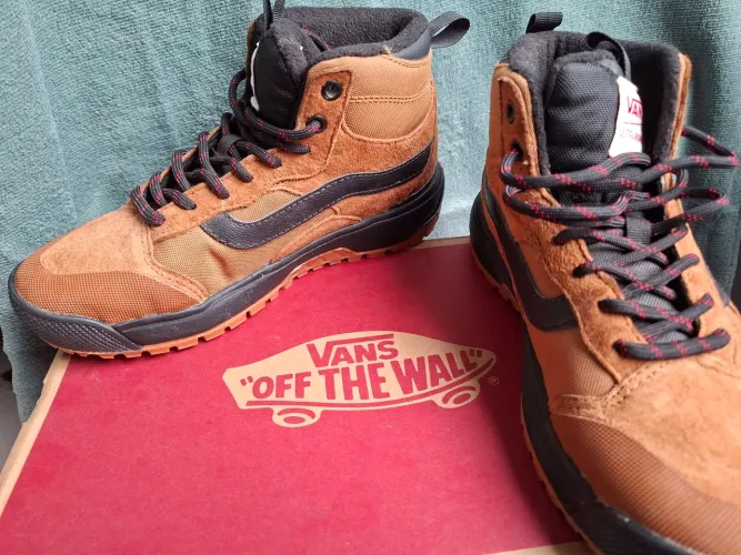 Tênis Vans Ultrarange EXO MTE Glazed Ginger n.34
