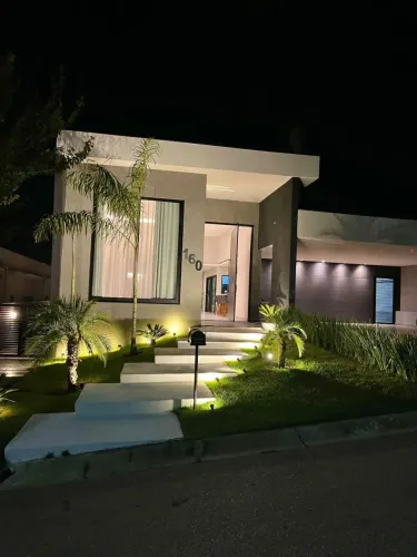 Casa a venda no condomínio terras de Santa Cruz