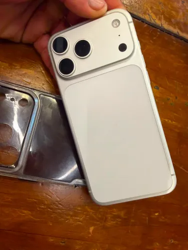Vendo iPhone 17 pro max 