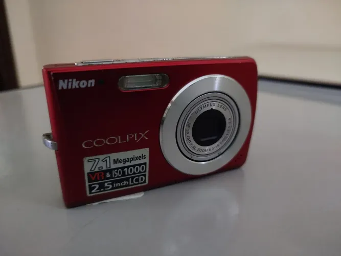 Camera digital Nikon