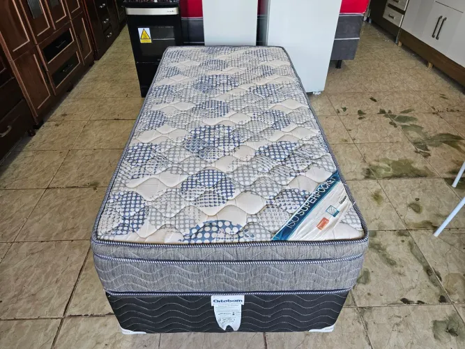 Cama box solteiro conservada Molas bonnell 