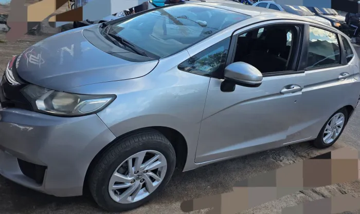 Honda fit 2013 sucata de leilão