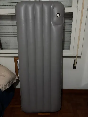 Colchão inflável de solteiro
