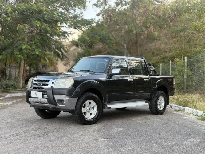 Ford Ranger Limited 3.0 V6 4X4 CD TB Die. AUT 2012