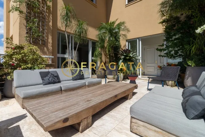 Cobertura Duplex com 530 m², Vista Panorâmica e condomínio club no Alto de Pinheiros - SP