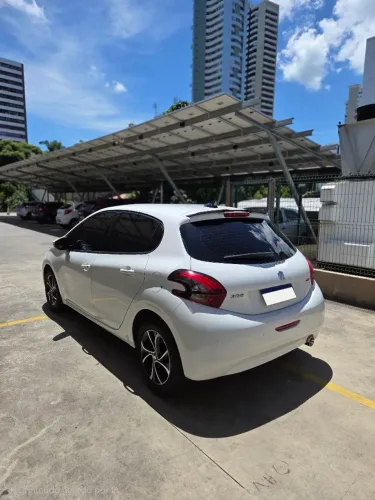 Peugeot 208 Active 1.2 Flex 12V 5P Mec. 2018
