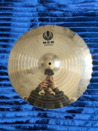 Crash Mem Bronze 18"