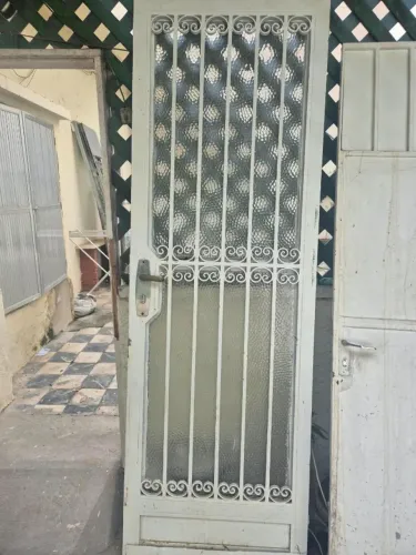 2 Portas de Ferro - ótimo estado