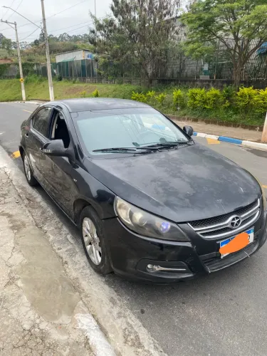 JAC J5 Sedan 1.5 16V 4P Mec. 2013