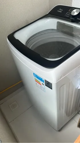 Vende-se máquina de lavar Midea, 15Kg, 4 meses de uso 