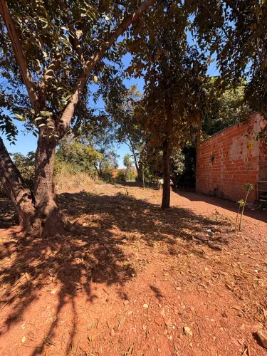 VENDO TERRENO (360m2) EM VÁRZEA GRANDE - BAIRRO PETRÓPOLIS