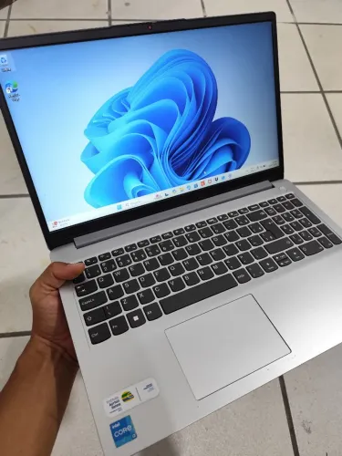 Notebook Lenovo i3 12° Geração