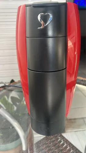 Cafeteira três corações seminova 