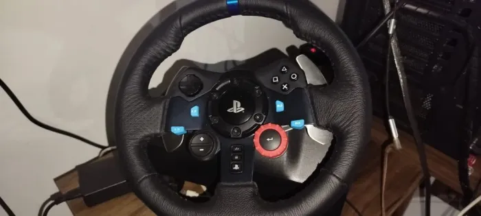 Volante e Pedais Logitech G29