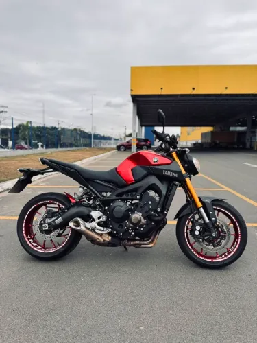 Yamaha MT 09 2018 vermelha top, leia o anúncio !!
