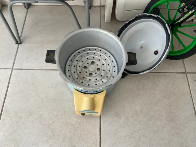 Autoclave