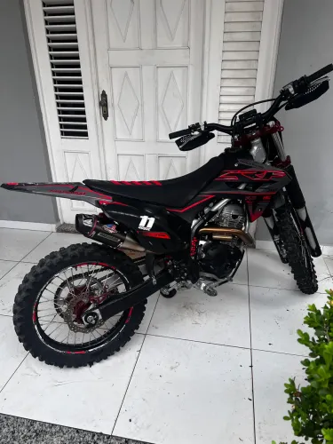 Honda CRF 250F 2025 ? Único Dono, Preparada, Impecável