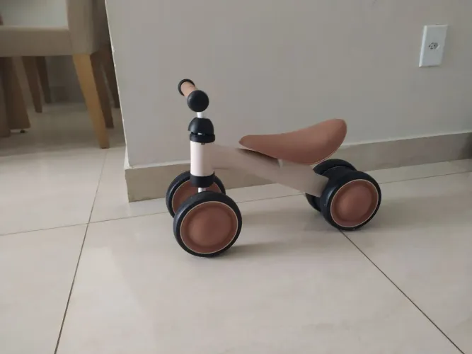 Bicicleta de equilíbrio 