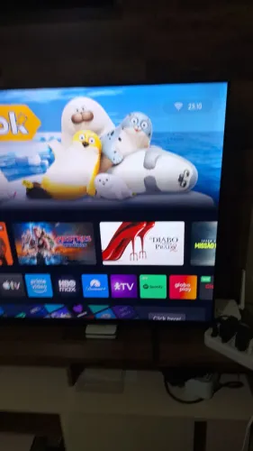 Smart TV Hisense 55 polegadas, Qled, 4k, comprada recente nova, com caixa e nota fiscal. 